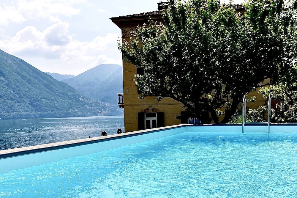 VILLA PERONI - CLASSIC