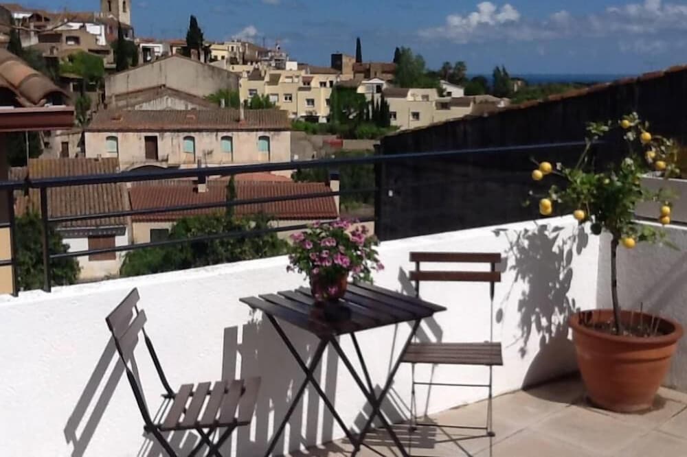 Le Bouganville: Wonderful Villa close to Barcelona, the beach and Corredor