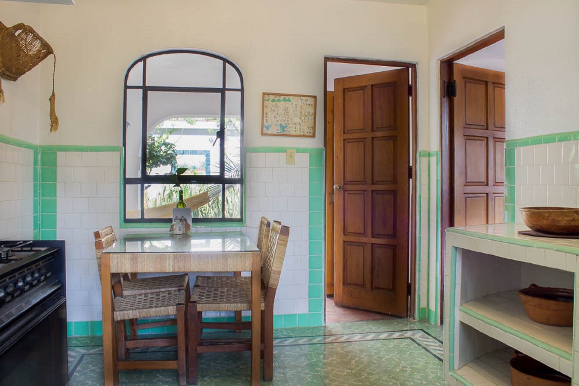 Villa Azteca-Mexican Colonial Home-Great Location, Perfect for Families and pets