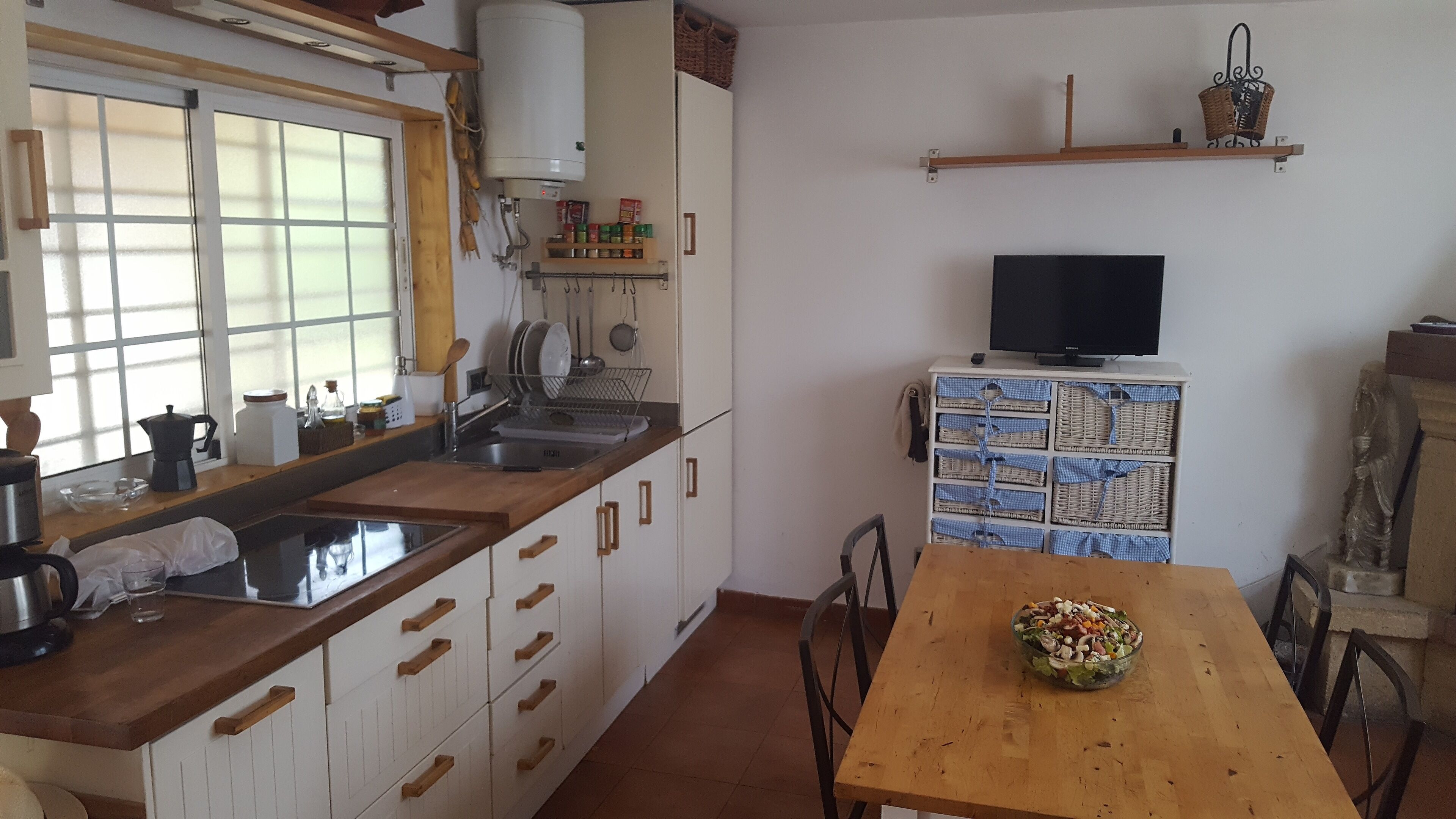 Detached villa in Urbanization Altury, Turis Valencia up to 9 pax.