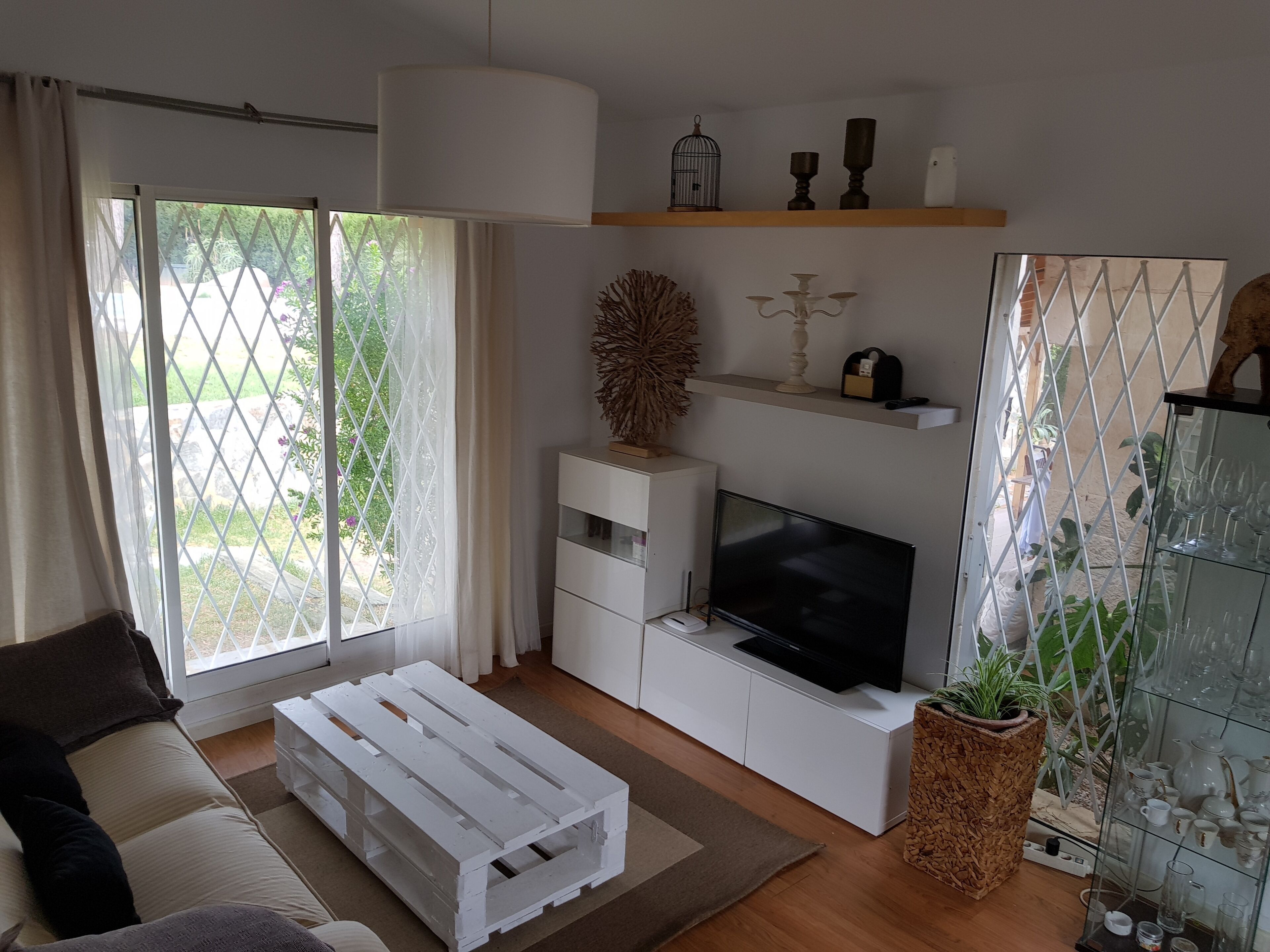 Detached villa in Urbanization Altury, Turis Valencia up to 9 pax.