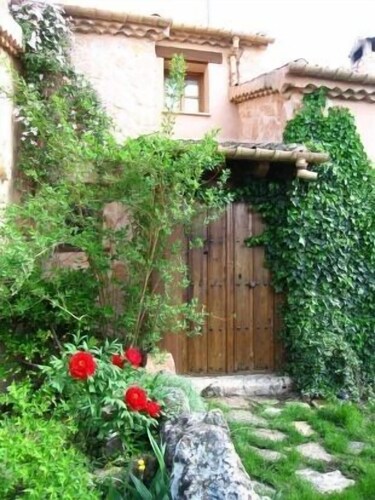 Dalt La Figuera cottage for 10 + 2 people (full rental)