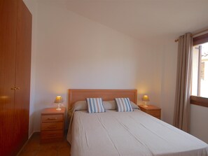 2 Schlafzimmer, Bügeleisen/Bügelbrett, Internetzugang, Bettwäsche