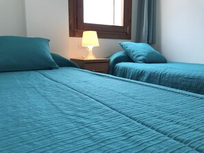 2 bedrooms, iron/ironing board, Internet, bed sheets - COZY APARTMENT in THE HEART of TOSSA (Tossa de Mar)