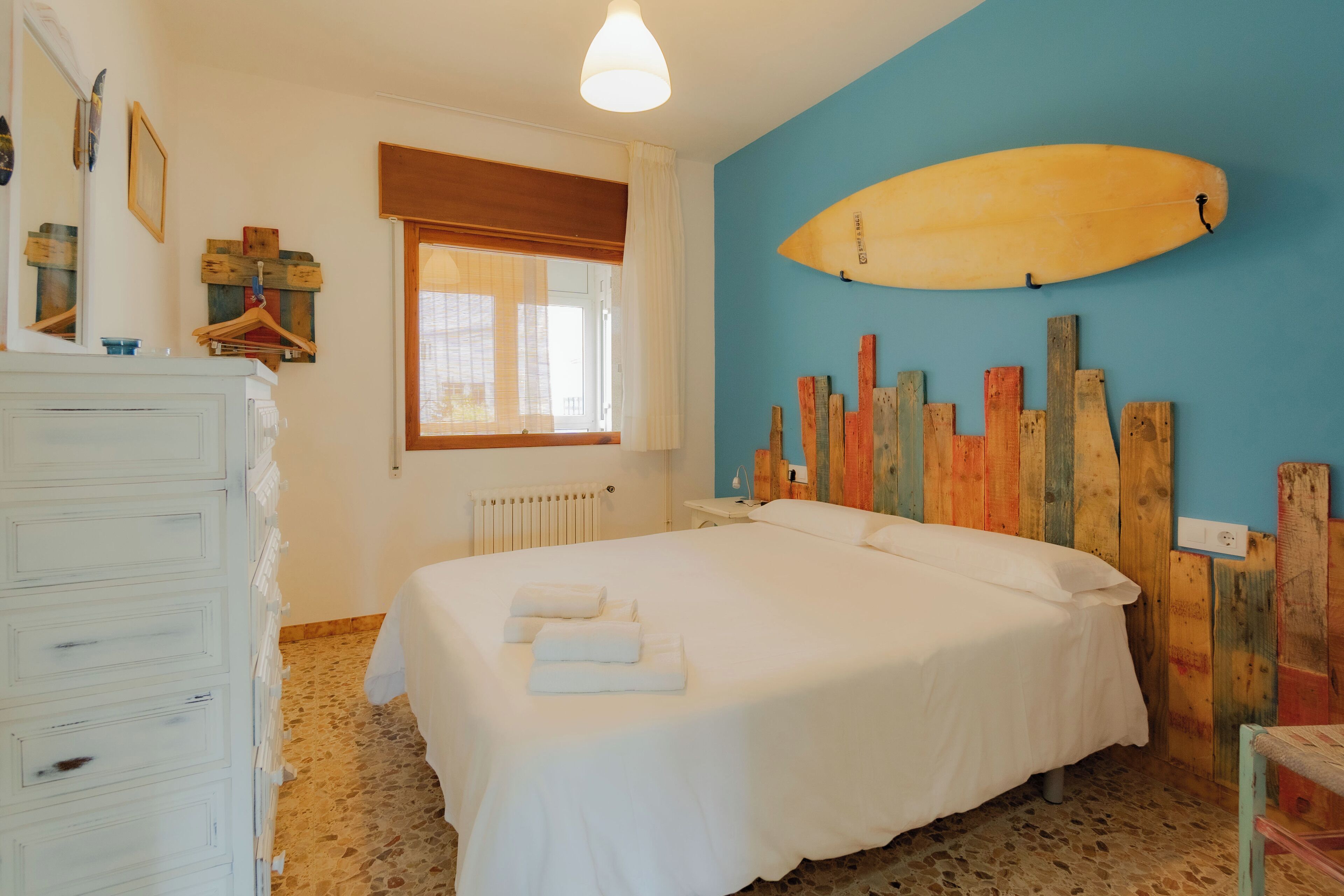 9 slaapkamers, een strijkplank/strijkijzer, gratis wifi, beddengoed