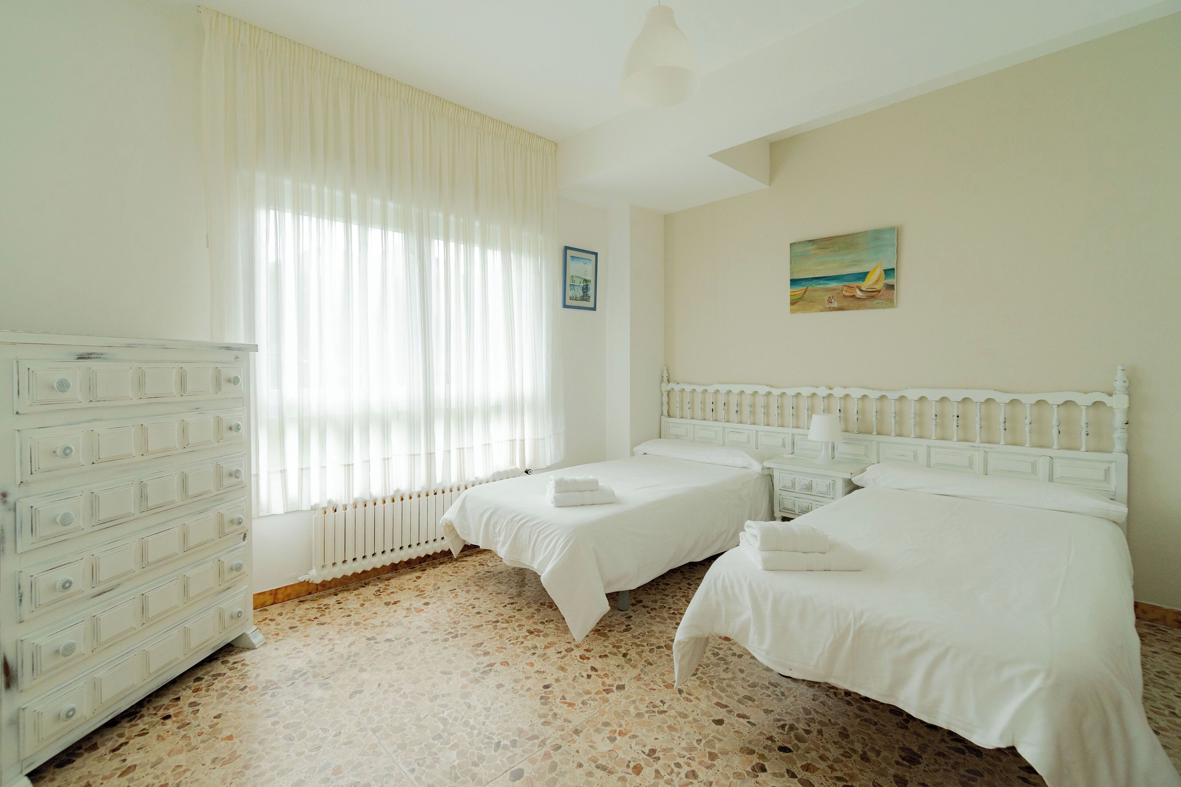 9 bedrooms, iron/ironing board, free WiFi, bed sheets