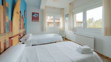 9 bedrooms, iron/ironing board, free WiFi, bed sheets