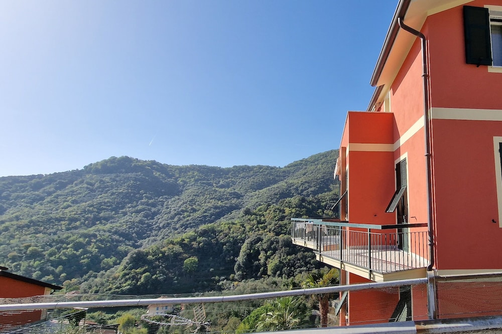 Apartment Panorama + Room Luna 5Terre