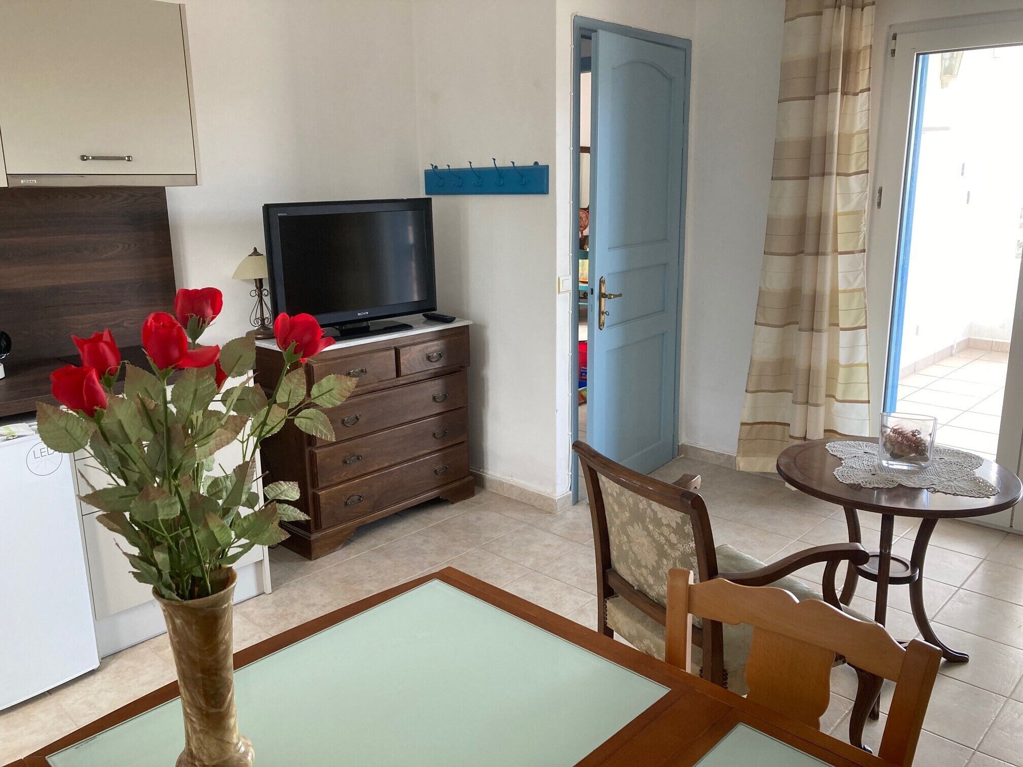 Delagratsia: Appartement in a house  and big garden