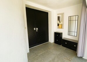 Interior - Discover Porquerolles island - VILLA 5 STARS  - 5min beaches  (La Londe-Les-Maures)