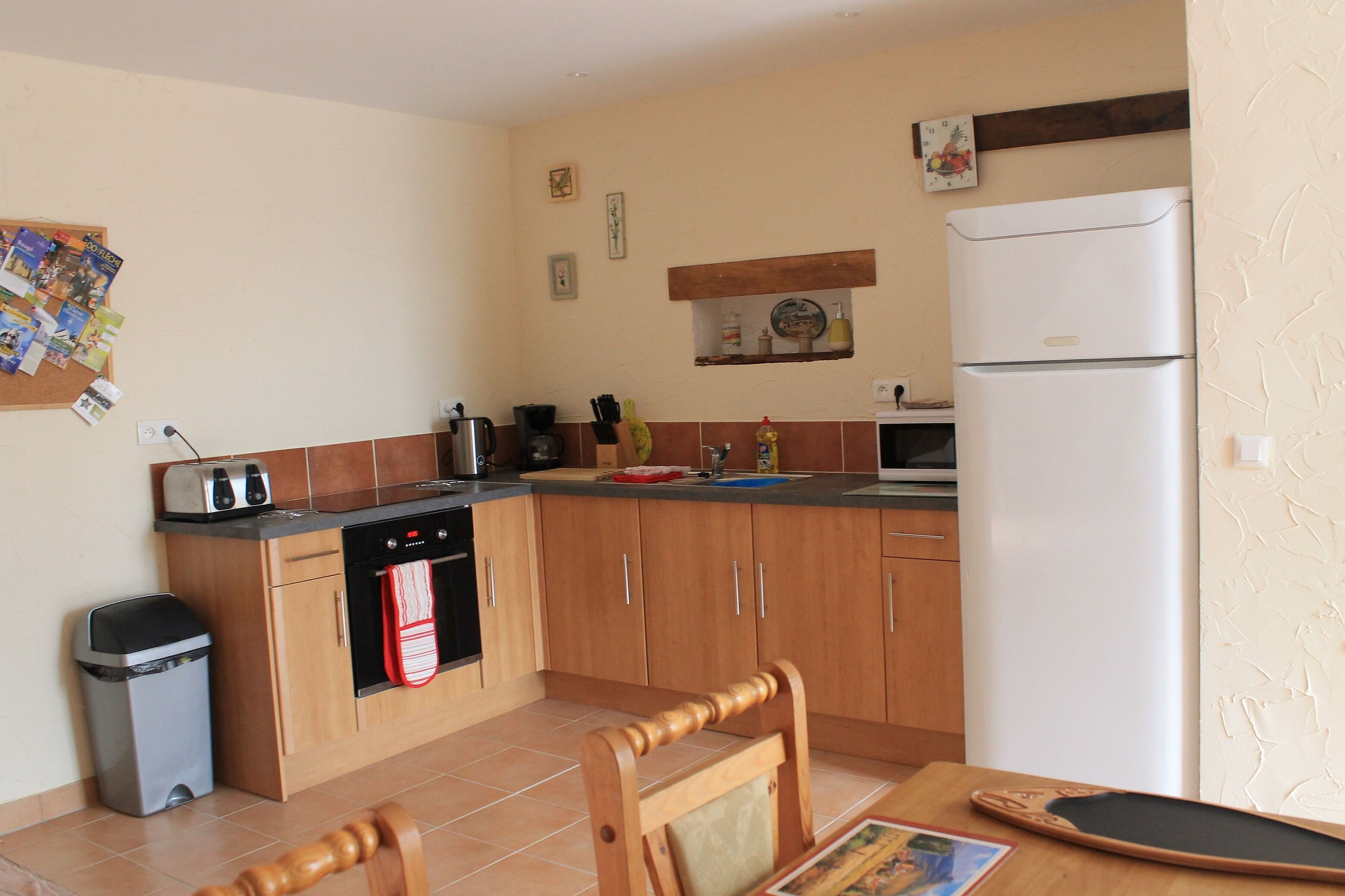 Self Catering, High End Specification Family Accomodation with shared Pool