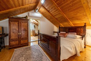 3 bedrooms, free WiFi, bed sheets