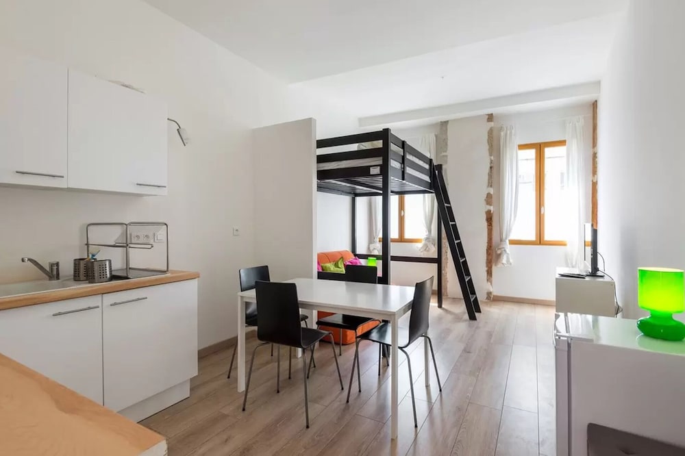 Furnished apartment Lyon 3 for 4 people