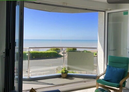  Luxury apartment located adjacent to Bexhill Seafront Promanade