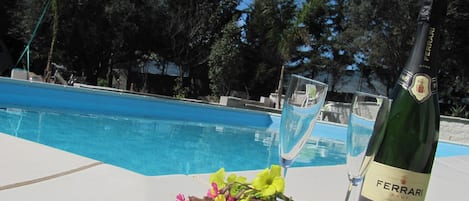 Utomhuspool