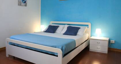 Lähellä merta ja ALGHERON KESKUS