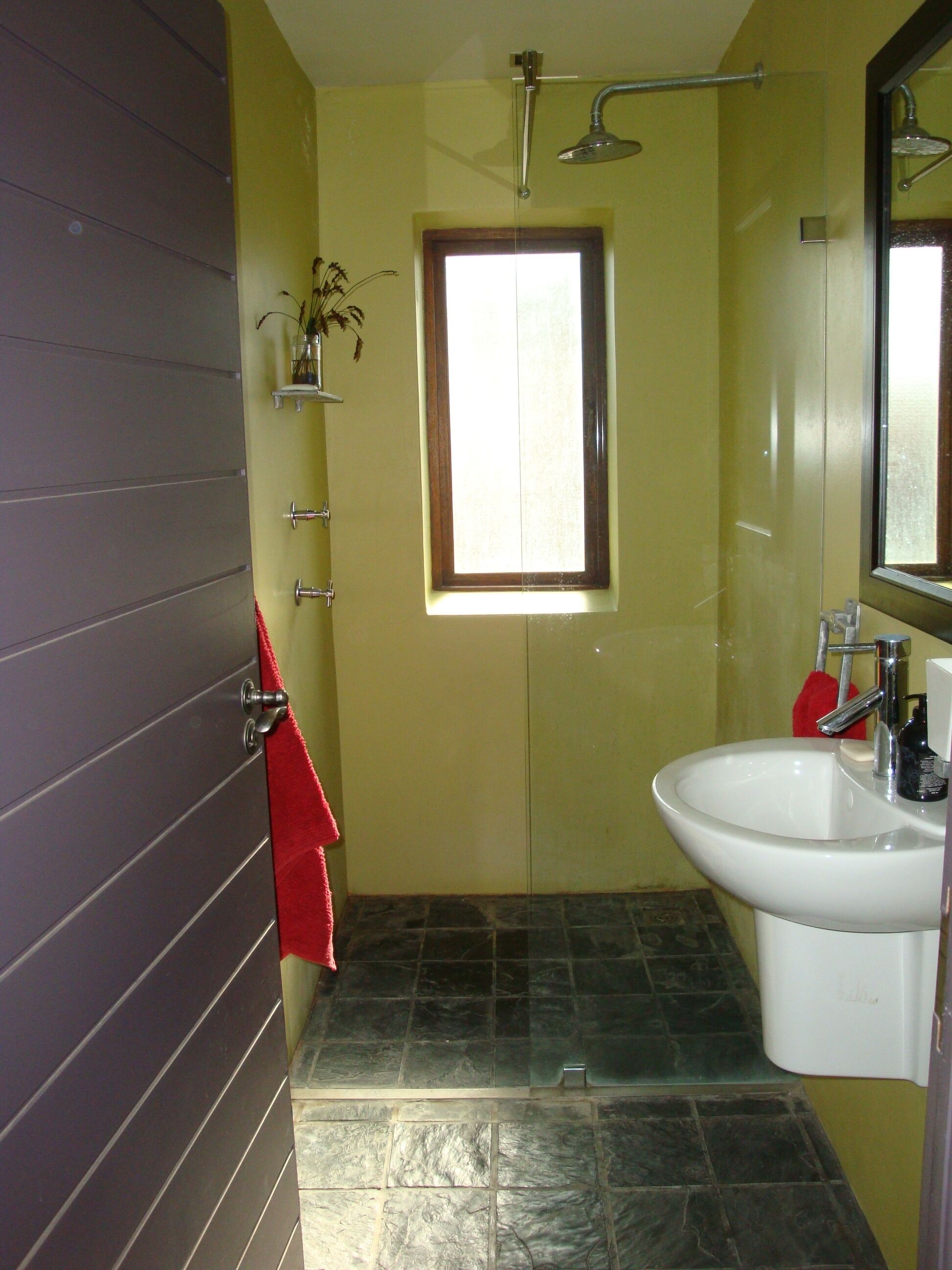 Seafront home in the Agulhas reserve at southern tip of Africa