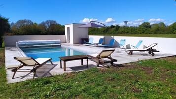 Piscine extérieure, piscine chauffée