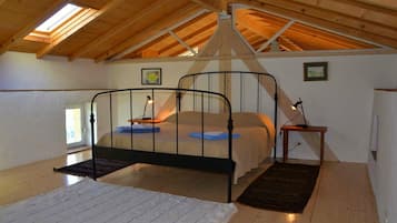 2 chambres, fer et planche Ă  repasser, Wi-Fi gratuit, draps fournis