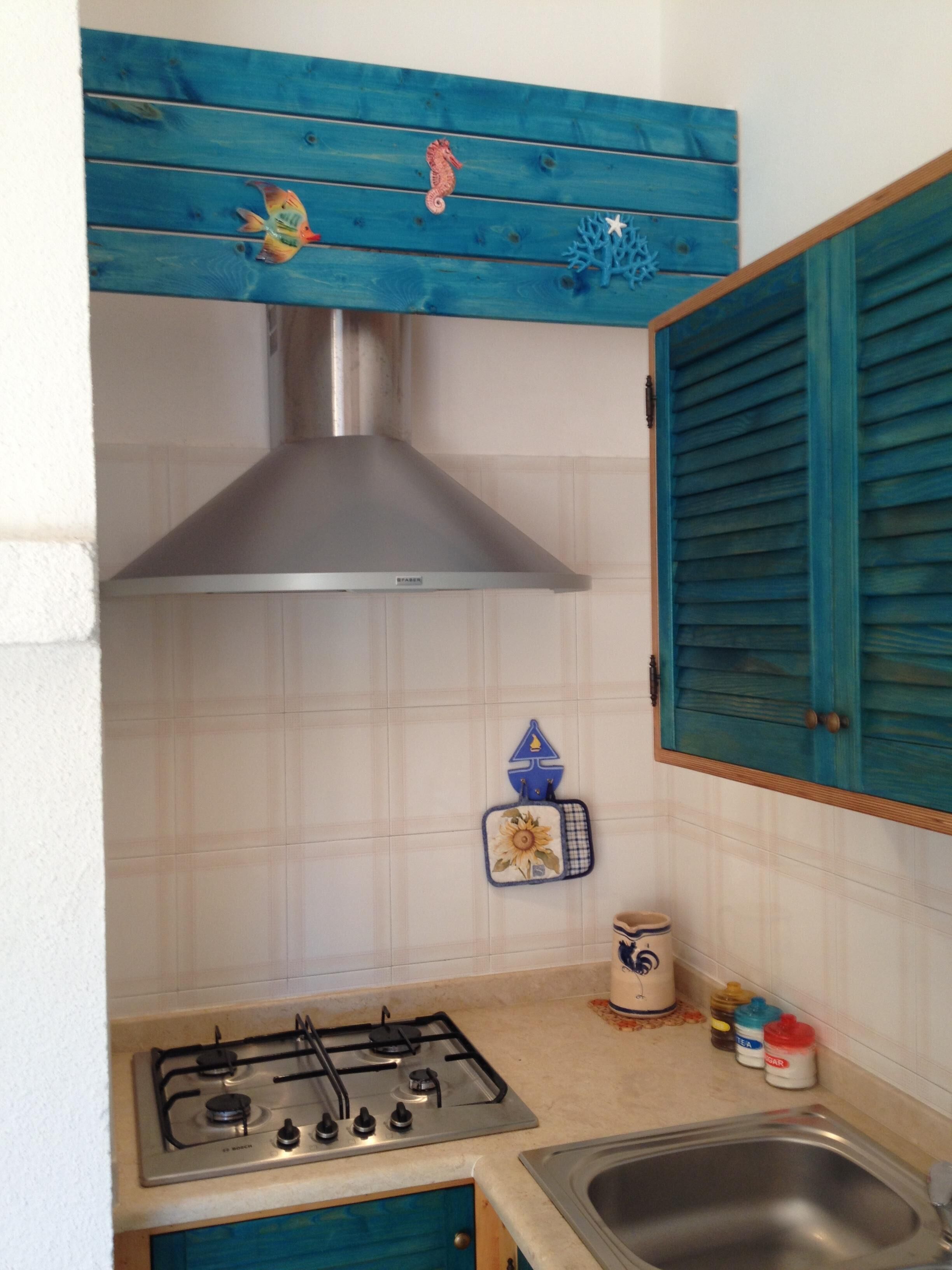 Pretty villa a stone's throw from the sea with 6 beds, two bedrooms and two bathrooms