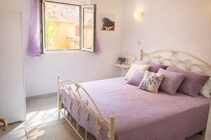 2 間睡房、房內夾萬、熨斗/熨衫板、Wi-Fi