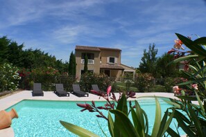 Piscine extérieure