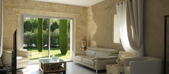 Huis met tuin, woonwijk, kalmte, rust en comfort.