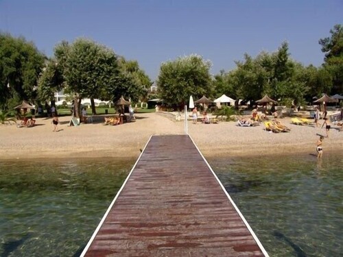 Cottage mit privatem Pool in Dassia 200 m vom Strand