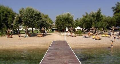 Cottage mit privatem Pool in Dassia 200 m vom Strand