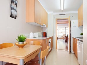 Fridge, microwave, oven, dishwasher - Excellent apartment next beach 6 (Tossa de Mar)