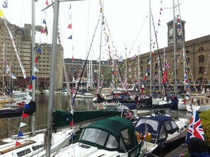 Marina - Modern London Tower Bridge apartment (London)
