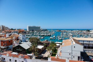 Marina - Villa Beira Golfe | 3 Bedrooms | Golf Views | Vilamoura (Vilamoura)