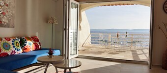 ADRIATIC VILLA with  swimming pool for endless swimming and outdoors kitchen.