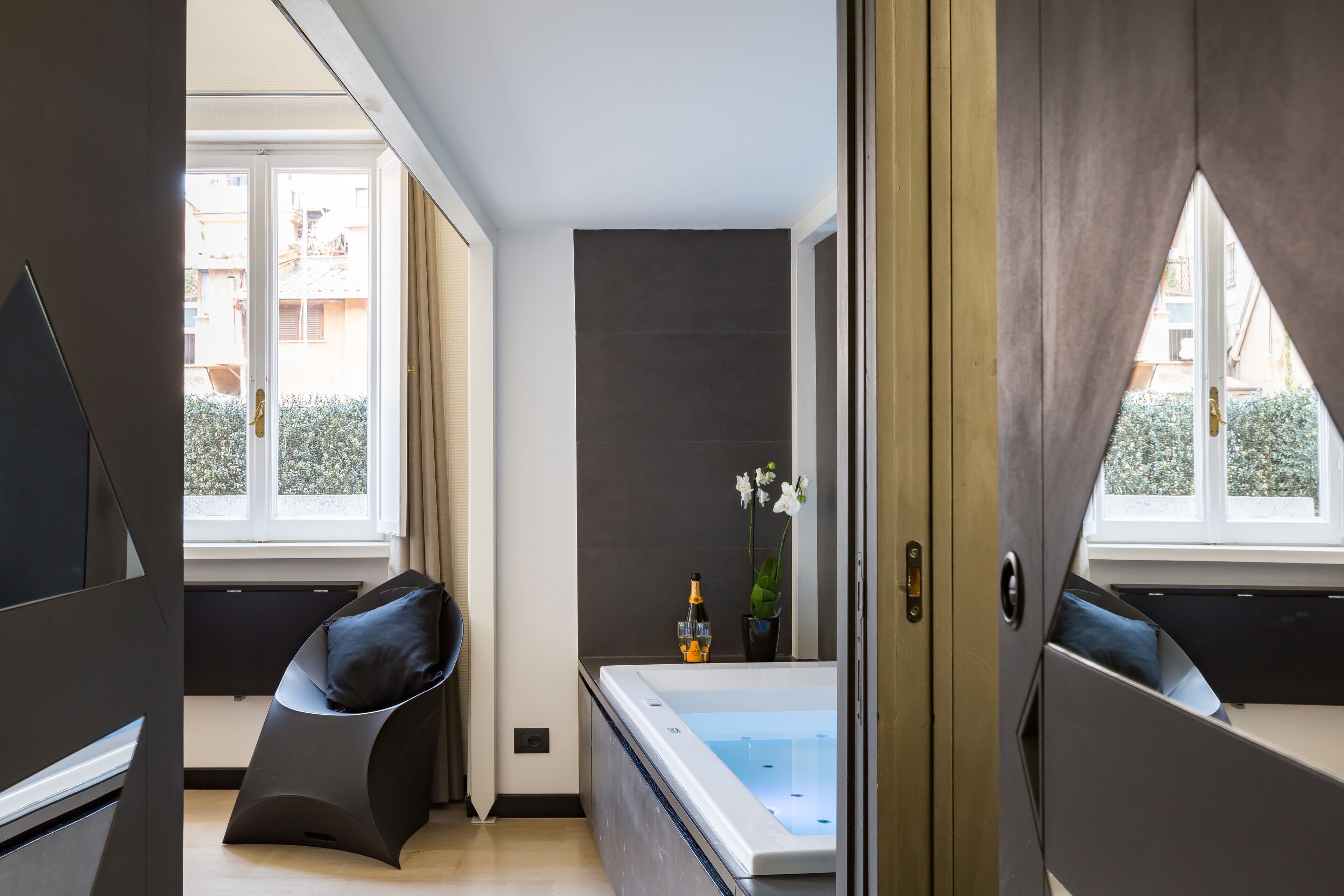 Smart TV, Netflix, libri, servizi in streaming