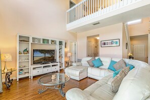 Télévision, jeux vidéo, lecteur de DVD, table de tennis de table