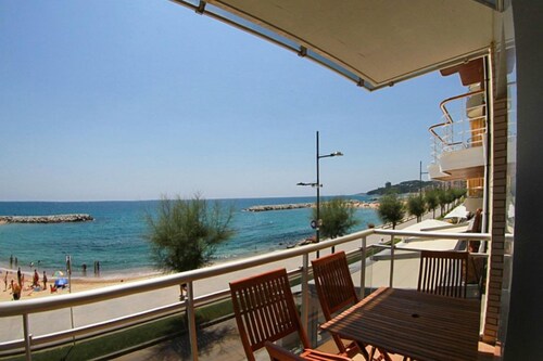 Club Villamar - Nice apartment in first sea line with magnificent views