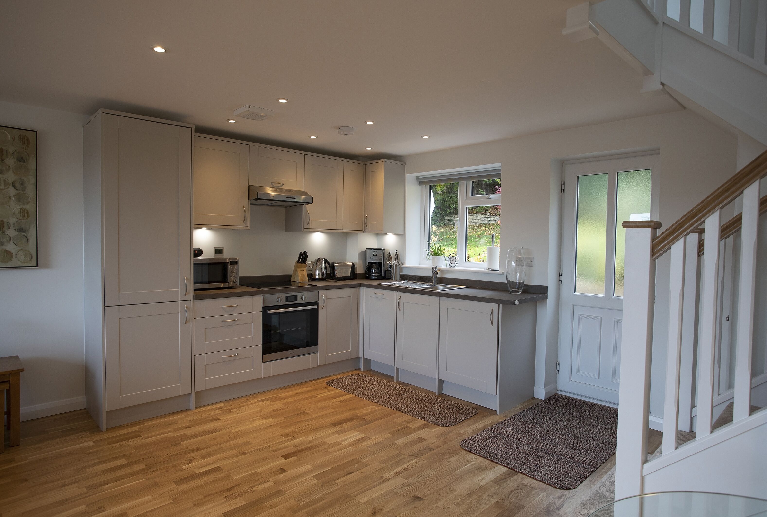 New purpose built, comfortable, one bed apartment walking distance of Marlow