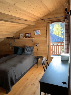 3 chambres, bureau, fer et planche à repasser, Wi-Fi gratuit