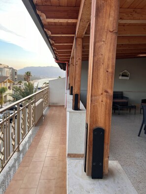 Terrace/patio - Casa Nicole at 800 meters from the SEA !! INTERNET FREE ... (Balestrate)
