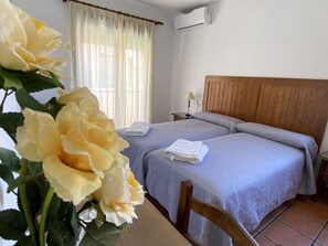 4 Schlafzimmer, Bügeleisen/Bügelbrett, Reisekinderbett, kostenloses WLAN