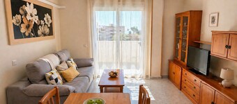Apartment with sea view, air conditioning, WIFI and 150m of beach