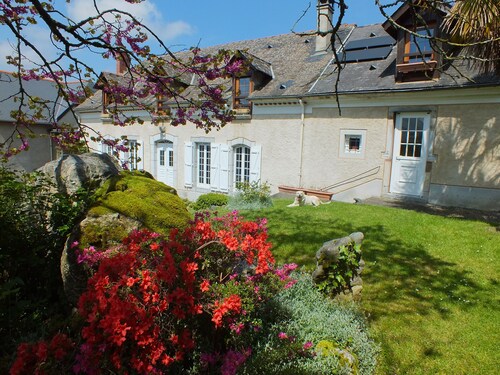 Bed and breakfast at the farm, Lourdes, Pyrenees, ANOUSTA