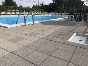 Pool - THE RIVERSIDE SUITE and POOL near VENICE (Mira)