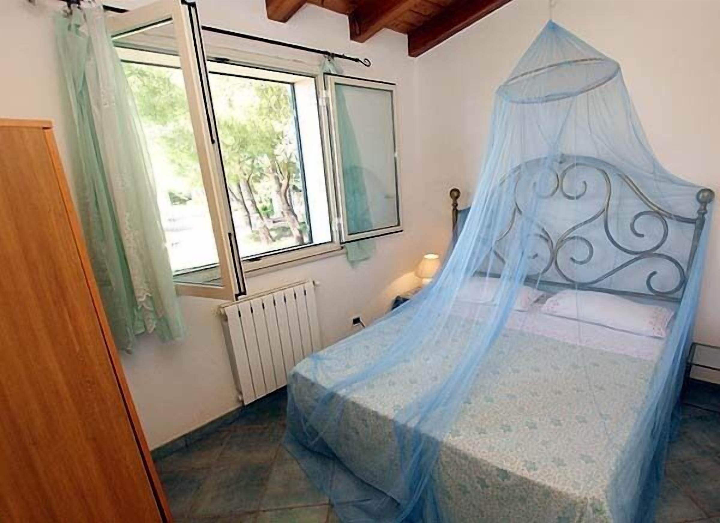 2 Schlafzimmer, Reisekinderbett, Internetzugang, Bettwäsche