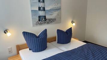 2 habitaciones, cuna de viaje, wifi gratis y ropa de cama