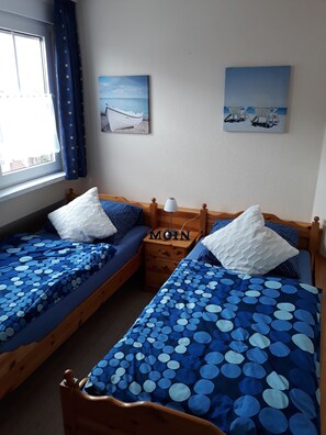 2 habitaciones, tabla de planchar con plancha y wifi gratis 