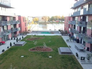 Property grounds - Apartment with Rhine view, 125 sqm, 4 rooms, designer furnishings (Konstanz)