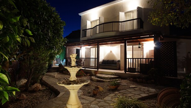 Exterior - Villa with priv. Pool, beautiful garden and shady veranda - 5 min to the beach (Peyia)