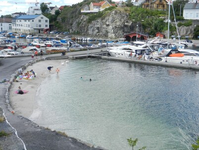 panorama view, modern apartment, quiet location, canoe, sauna