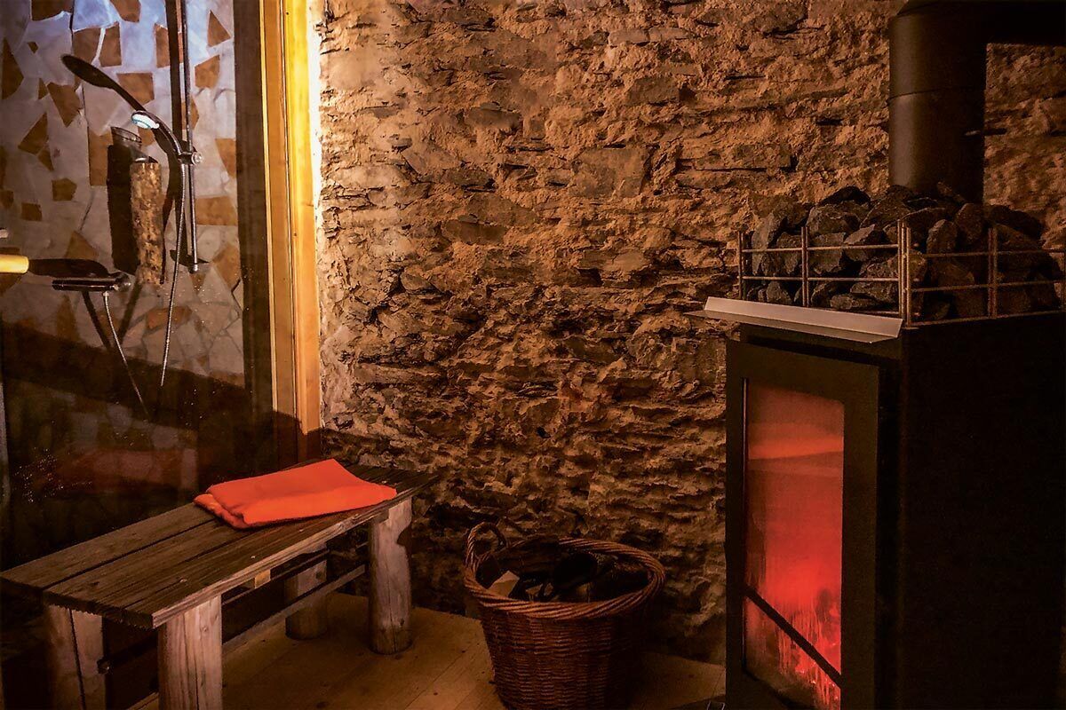 Apartment in a stylishly renovated Art Nouveau villa